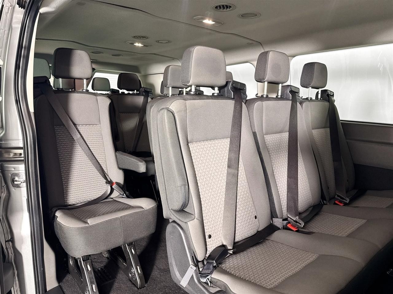 Ford Transit Passenger Wagon T-350 148" Low Roof XLT RWD 2024