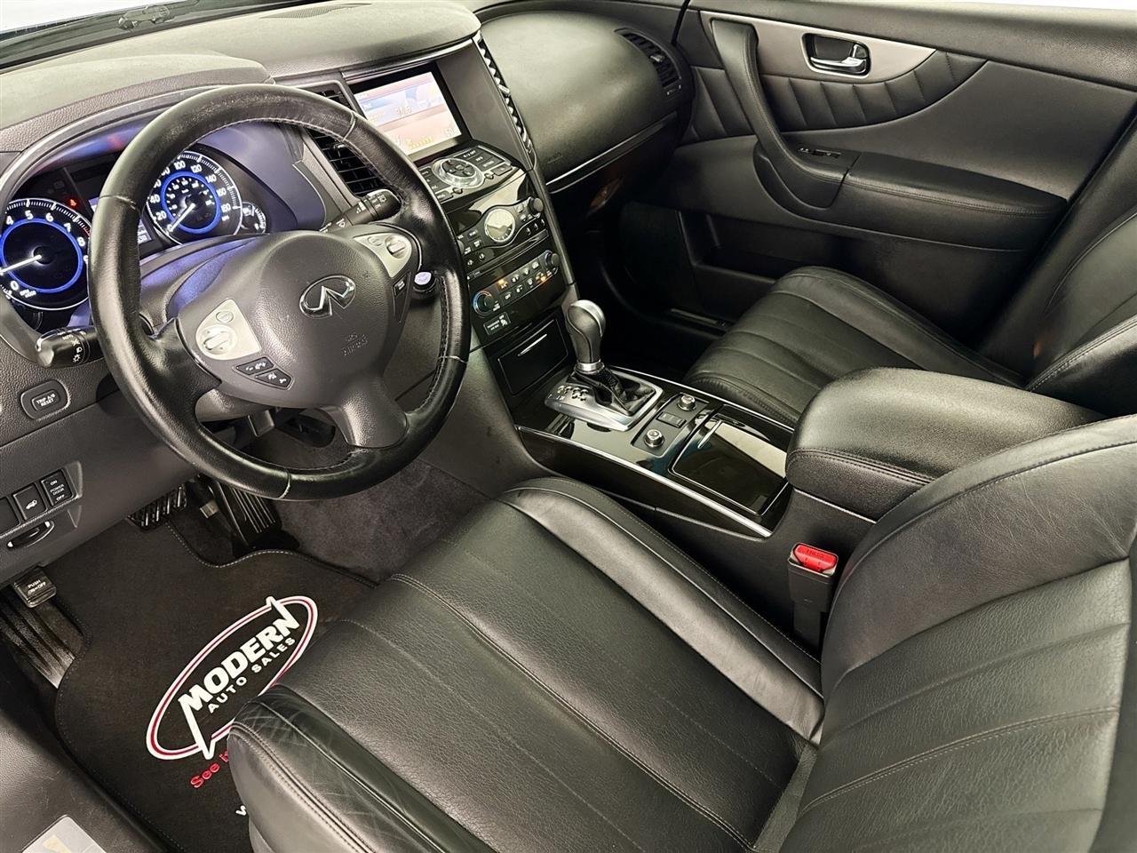 Infiniti QX70 AWD 2017