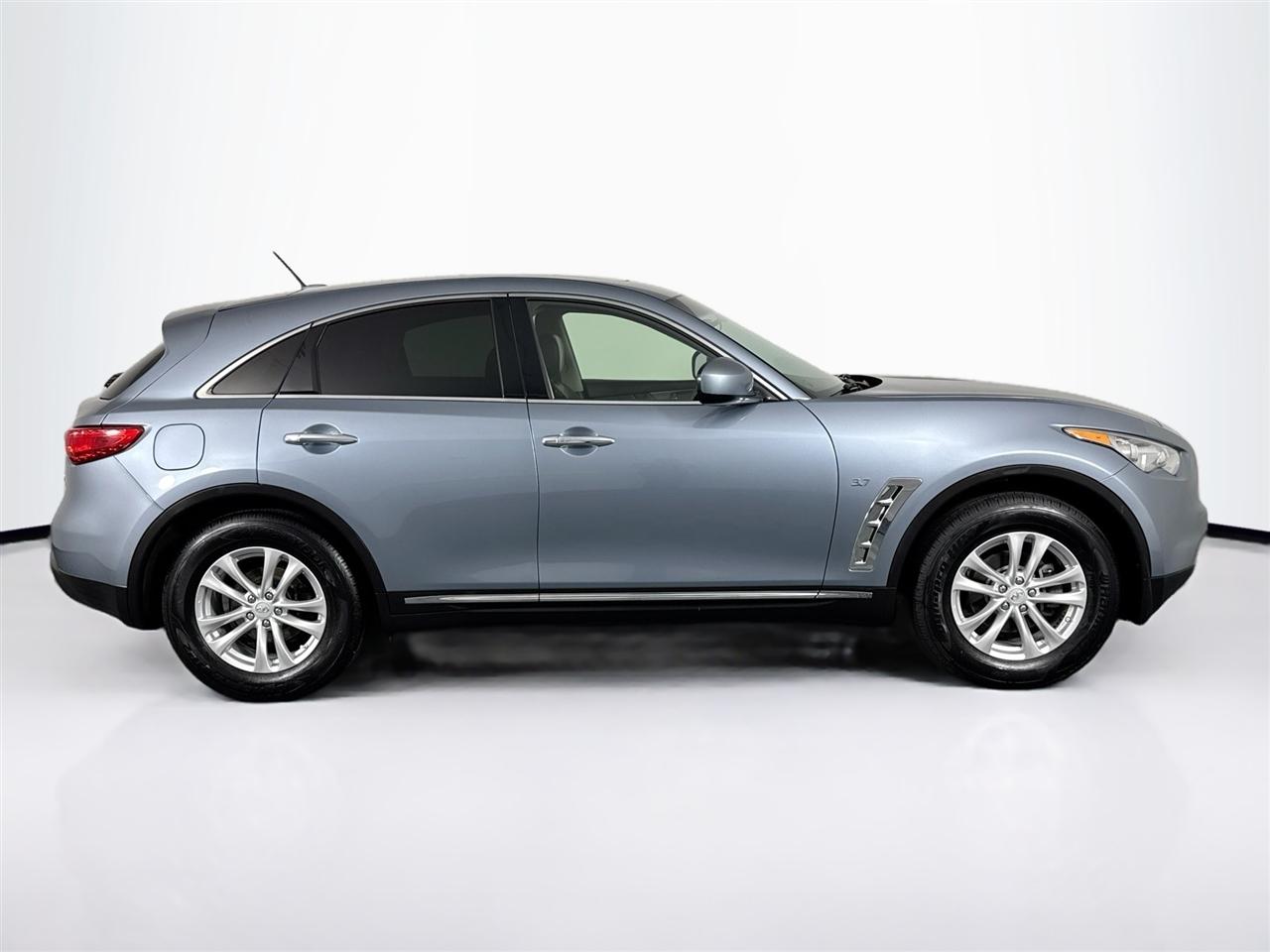 Infiniti QX70 AWD 2017