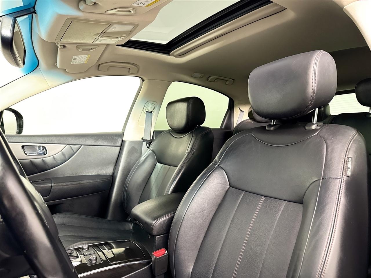 Infiniti QX70 AWD 2017