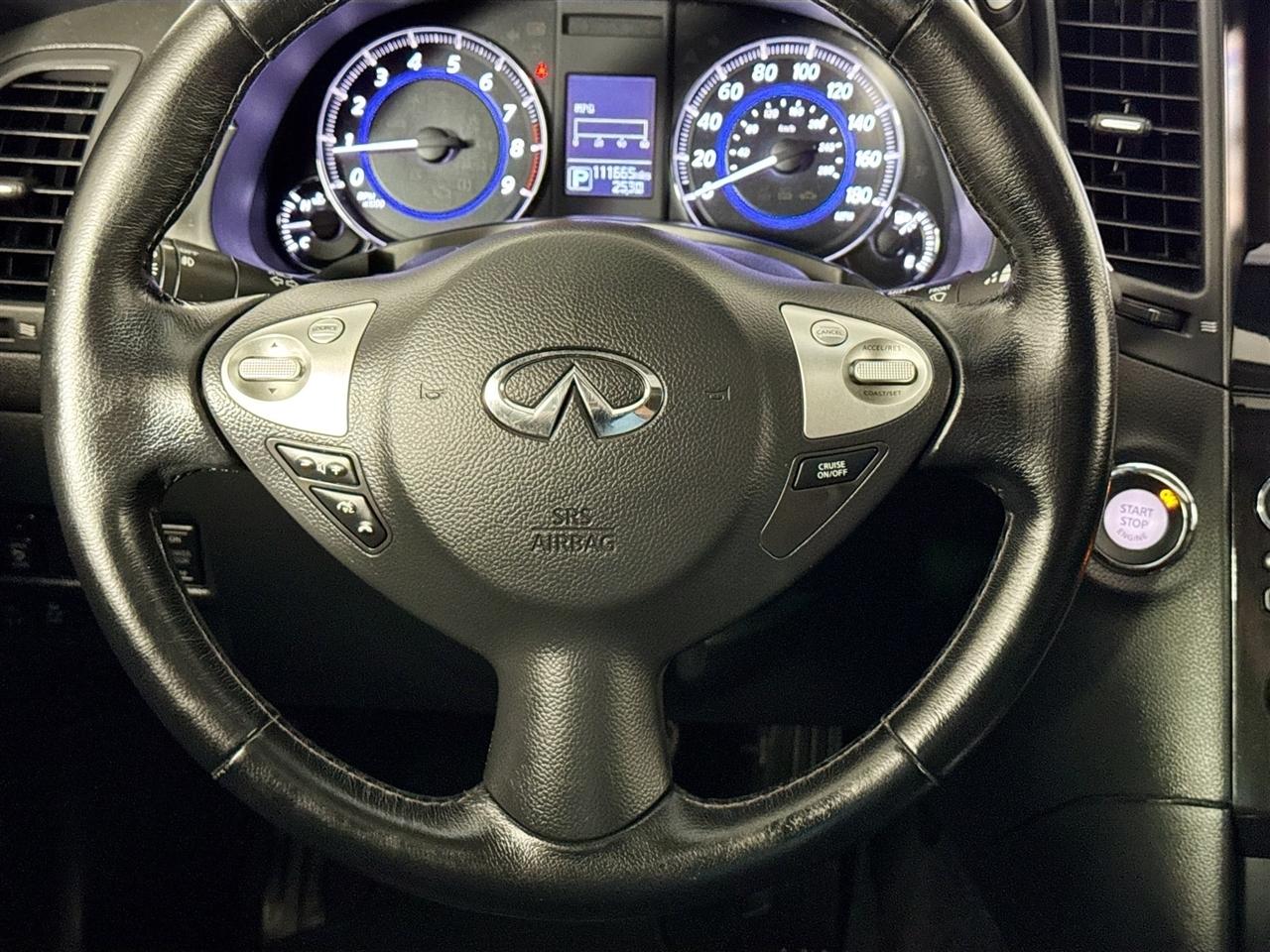 Infiniti QX70 AWD 2017