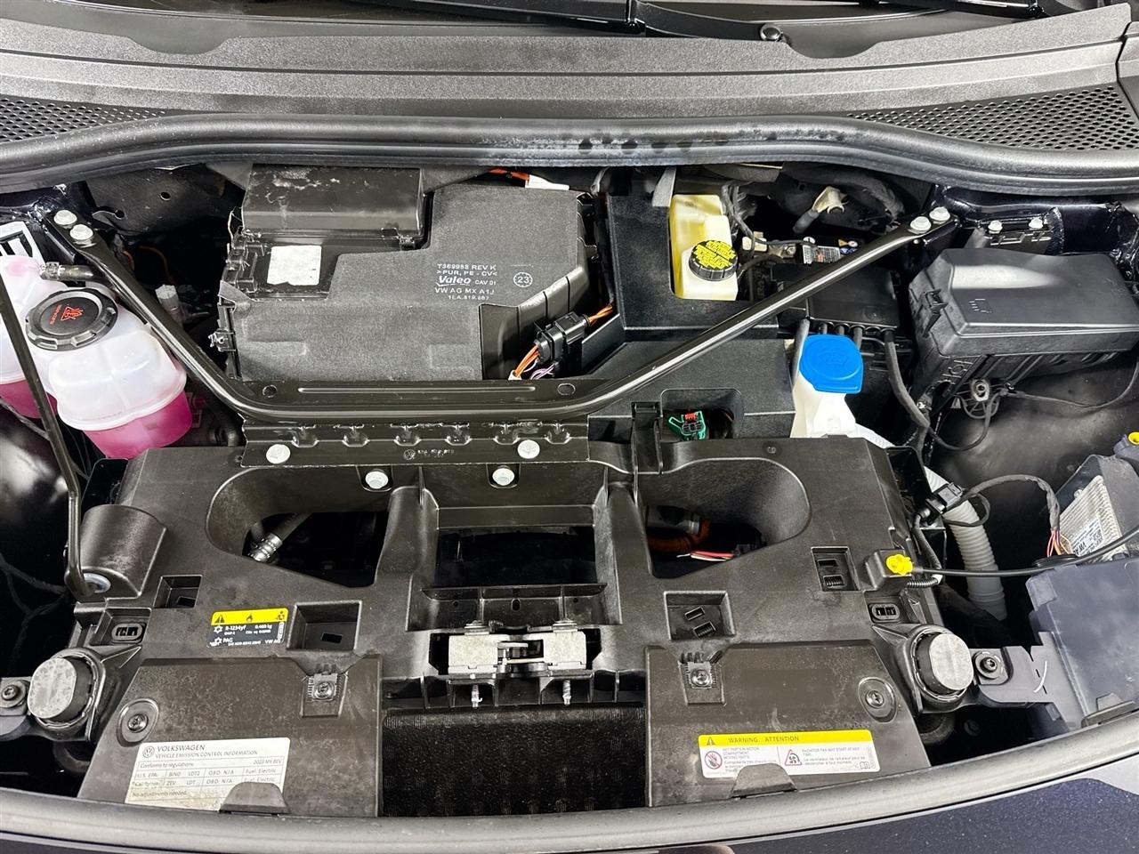 Volkswagen ID.4 Pro S AWD w/SK On Battery 2023
