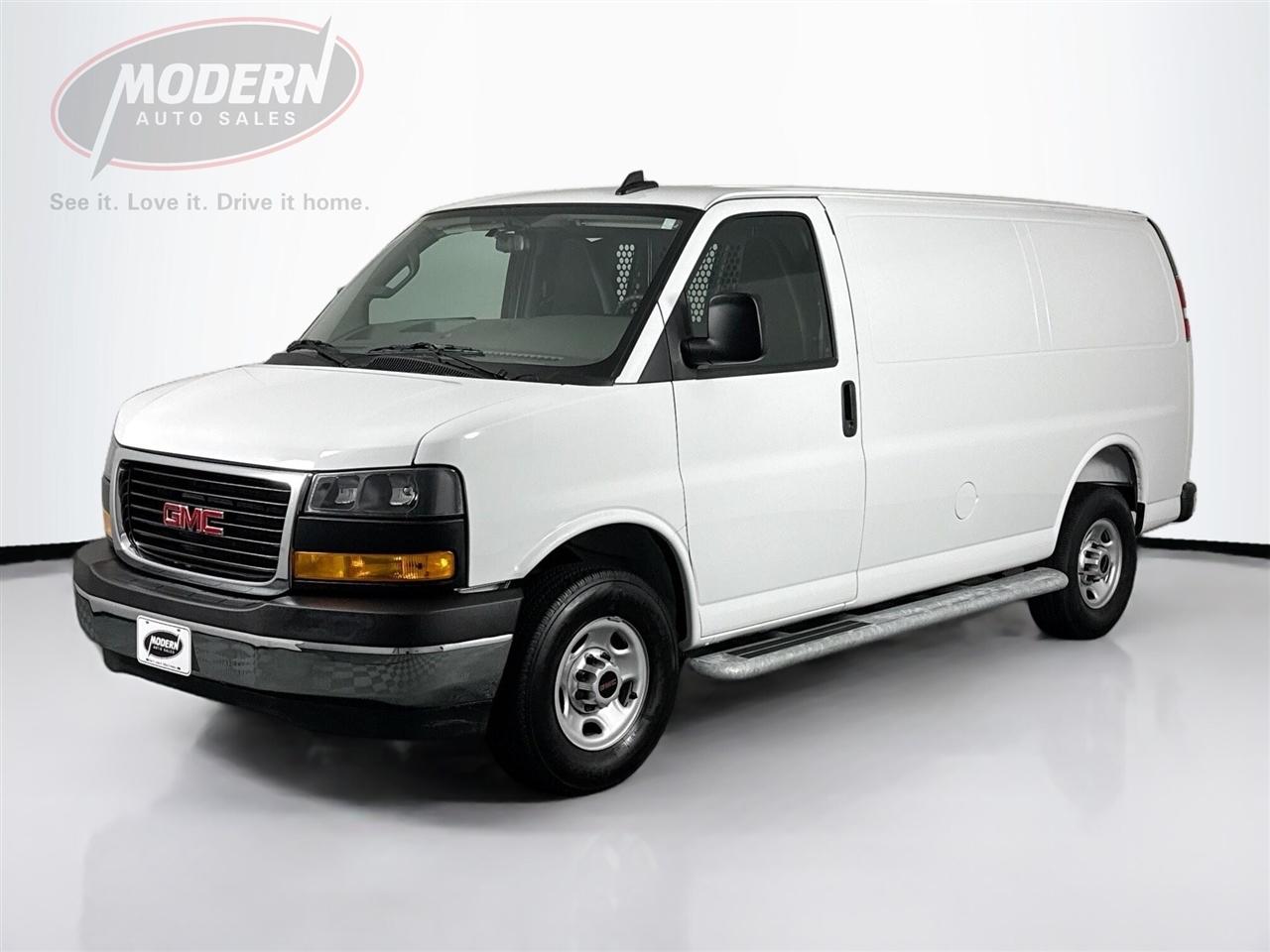 GMC Savana Cargo Van RWD 2500 135" 2025