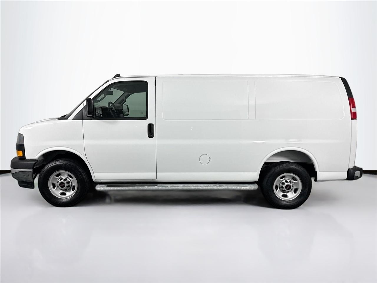 GMC Savana Cargo Van RWD 2500 135" 2025