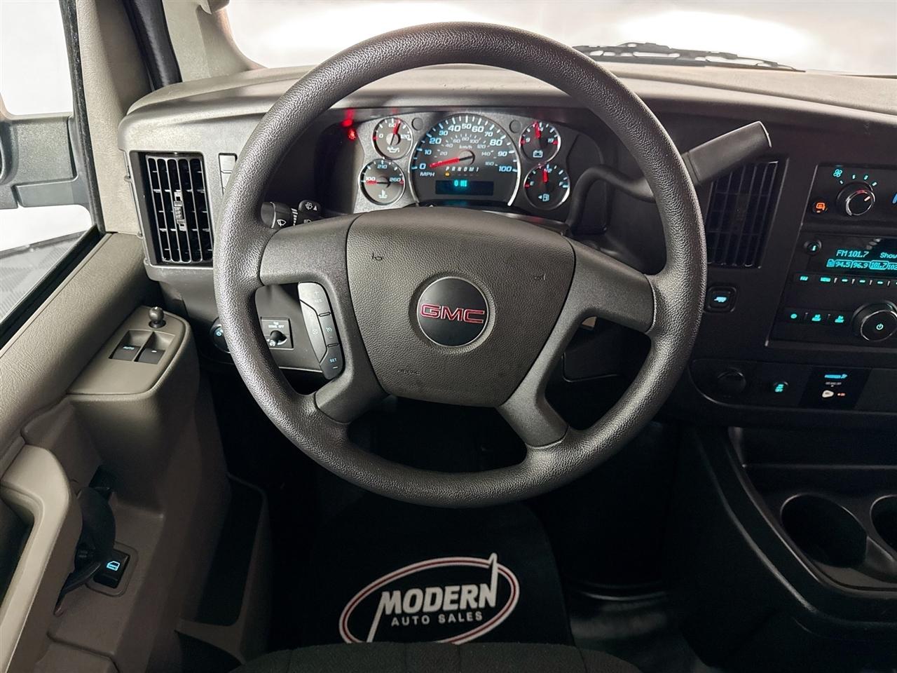 GMC Savana Cargo Van RWD 2500 135" 2025