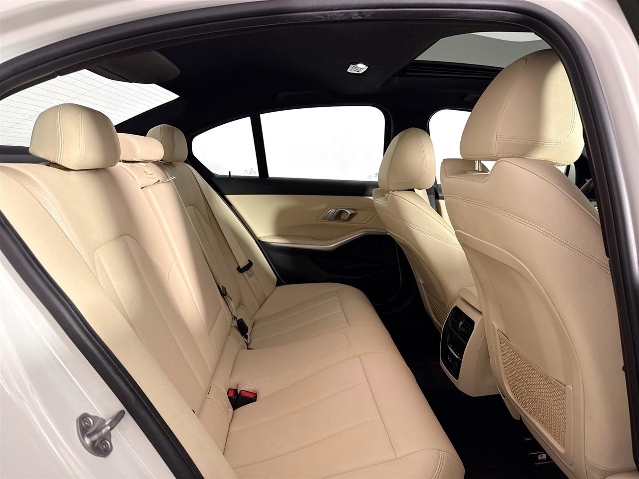 BMW 3 Series 330i xDrive Sedan North America 2020