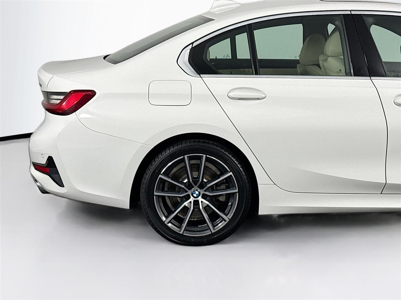 BMW 3 Series 330i xDrive Sedan North America 2020