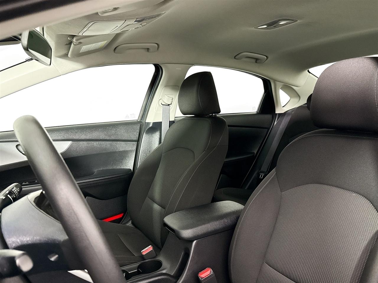 Kia Forte LXS IVT 2021