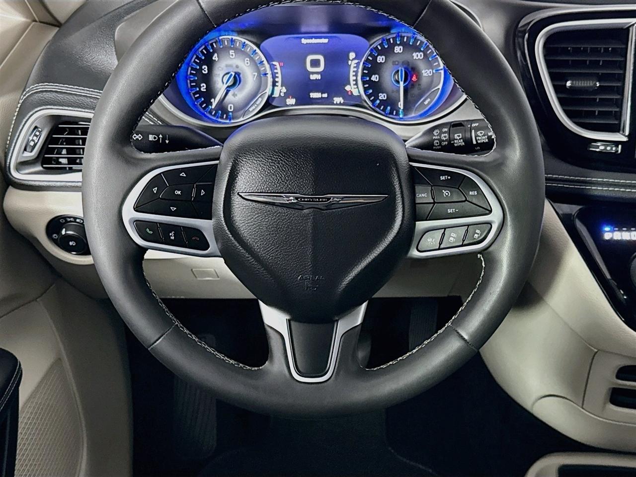 Chrysler Pacifica Touring L FWD 2022