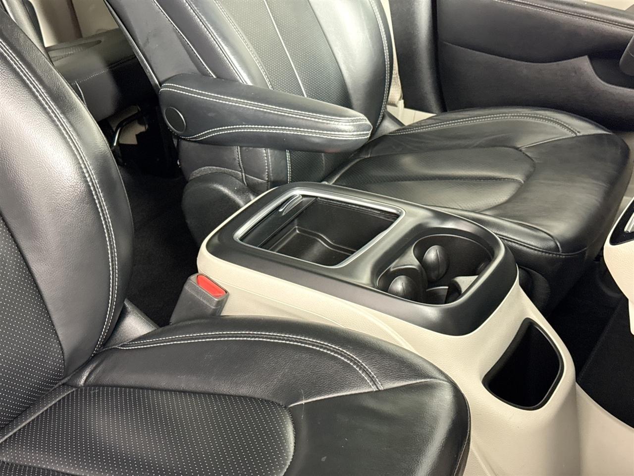 Chrysler Pacifica Touring L FWD 2022