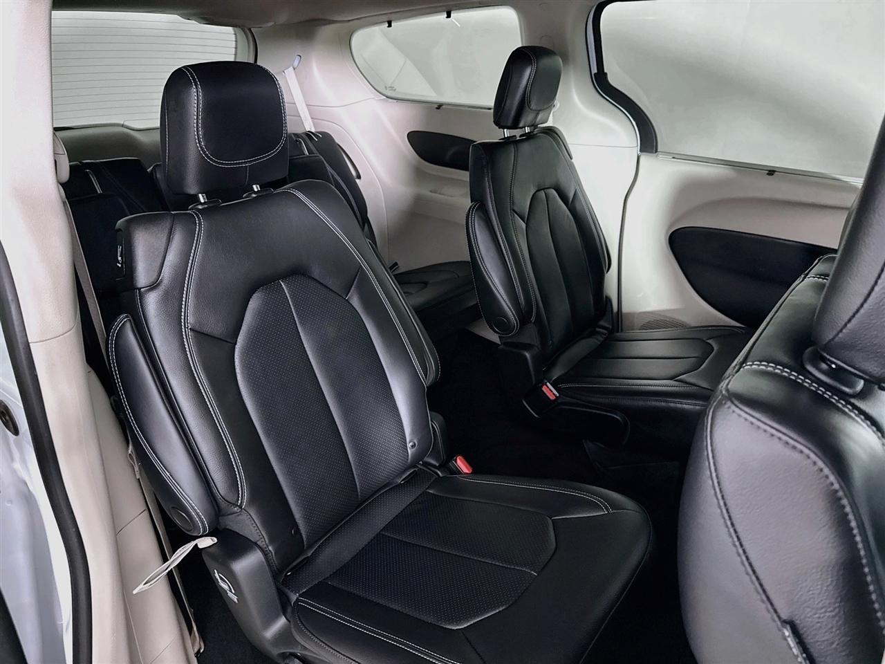 Chrysler Pacifica Touring L FWD 2022