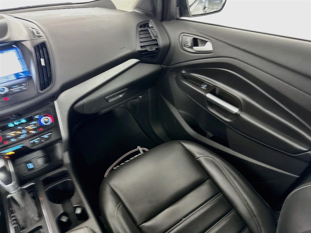 Ford Escape SEL 4WD 2019