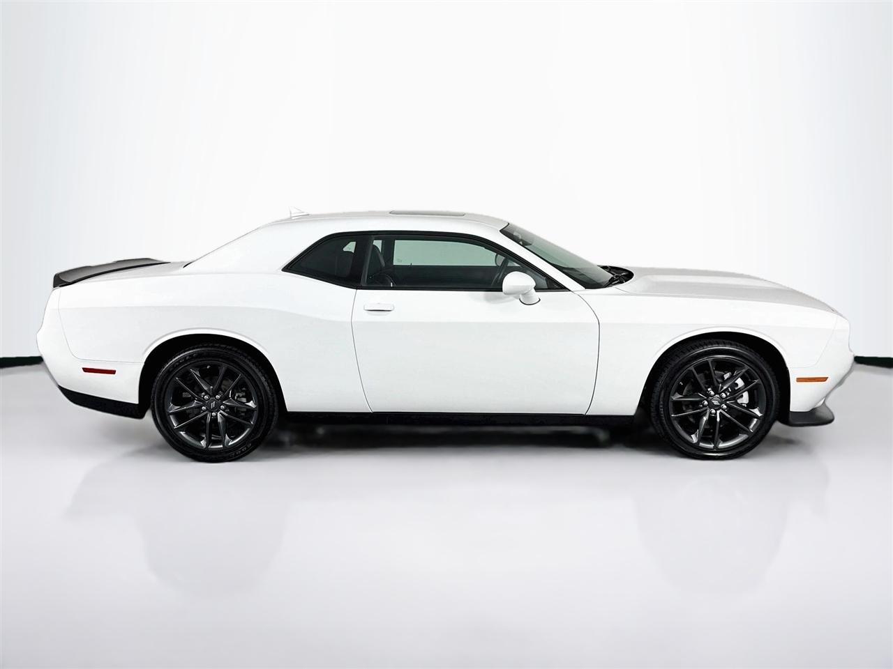 Dodge Challenger GT AWD 2023