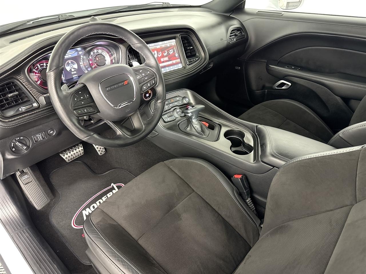 Dodge Challenger GT AWD 2023