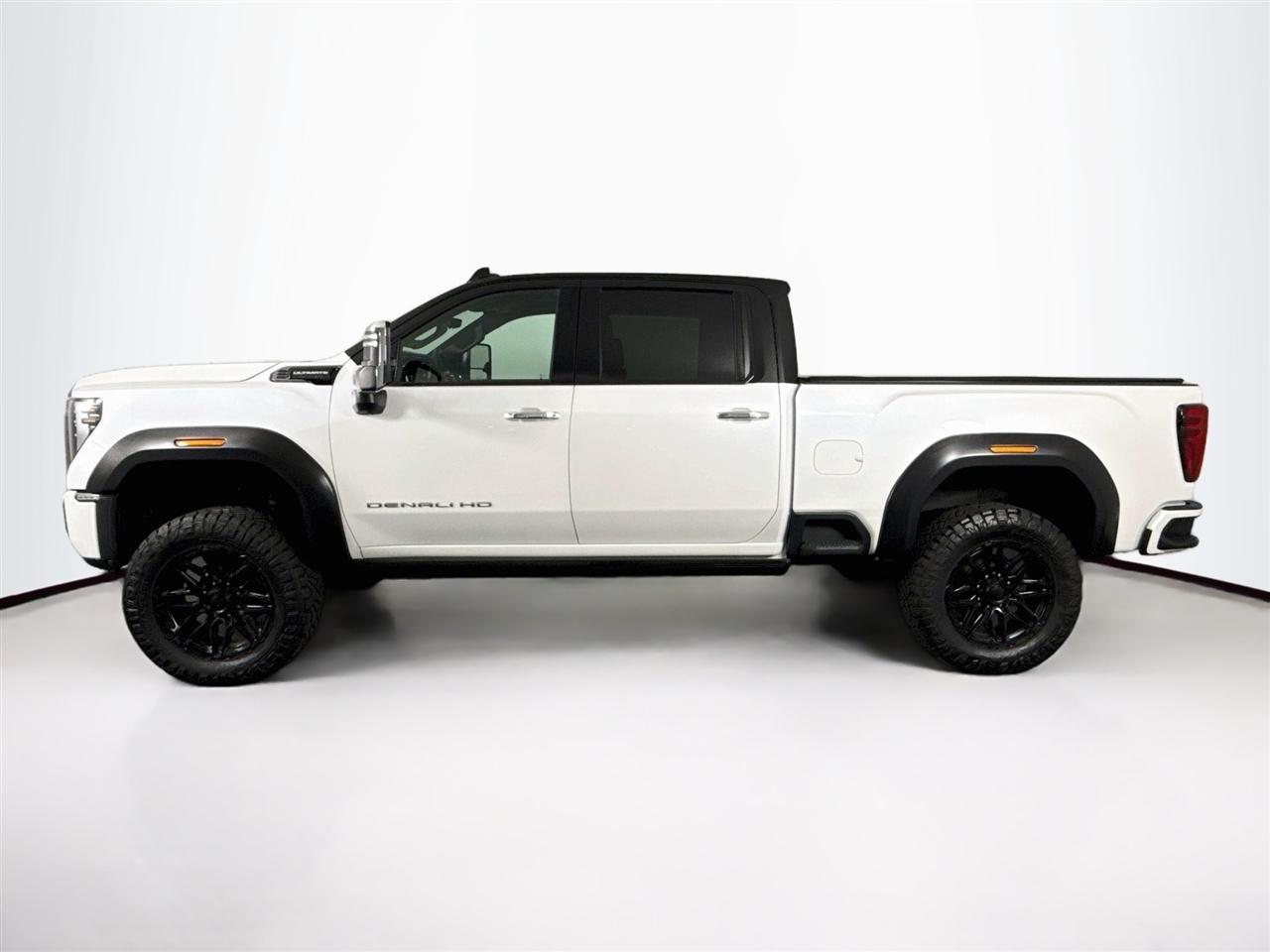 GMC Sierra 2500HD 4WD Crew Cab 159" Denali Ultimate 2024