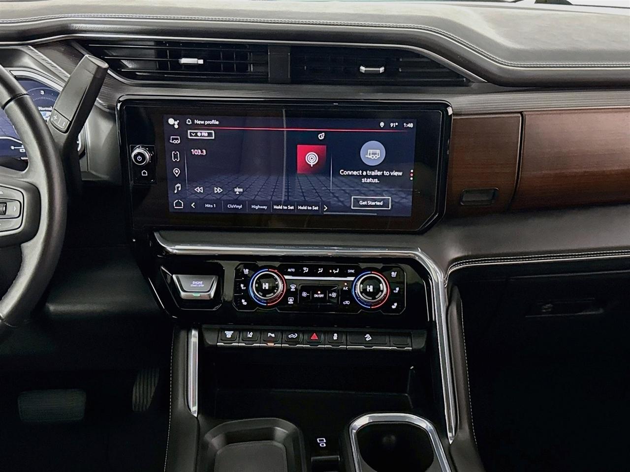 GMC Sierra 2500HD 4WD Crew Cab 159" Denali Ultimate 2024