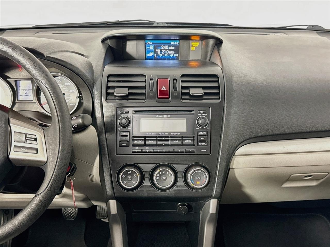 Subaru Forester 4dr Man 2.5i Premium PZEV 2015