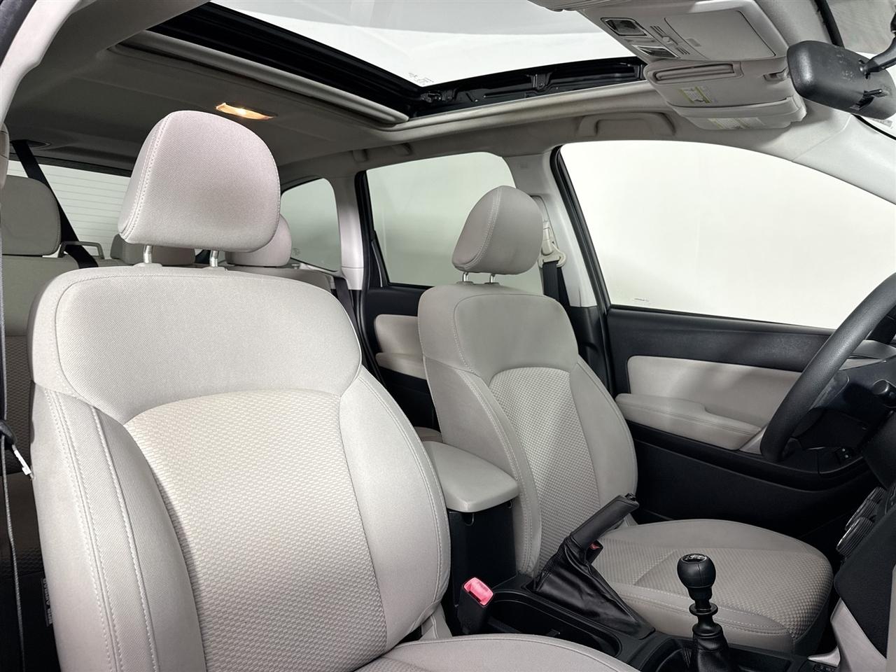 Subaru Forester 4dr Man 2.5i Premium PZEV 2015