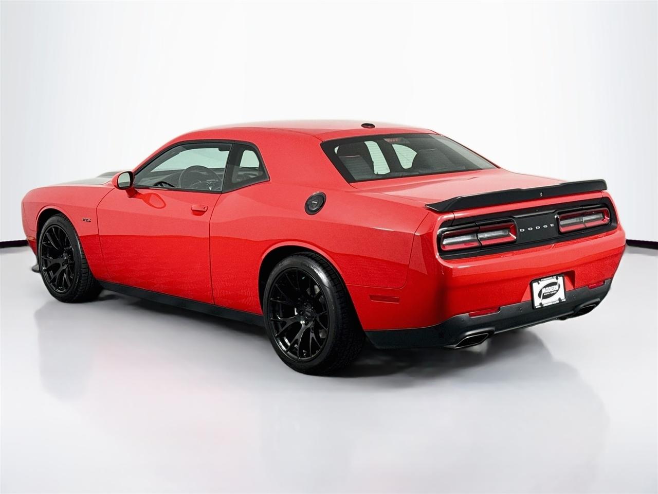 Dodge Challenger R/T RWD 2023
