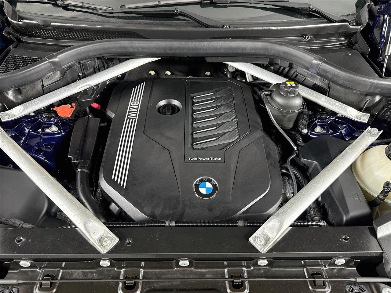 BMW X5 xDrive40i Sports Activity Vehicle 2020