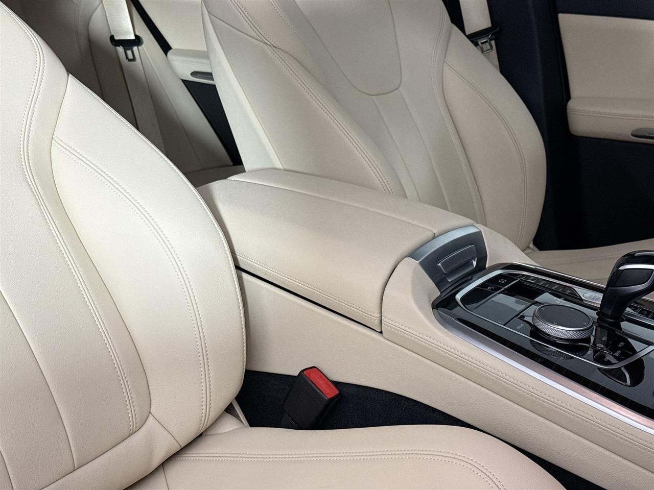 BMW X5 xDrive40i Sports Activity Vehicle 2020