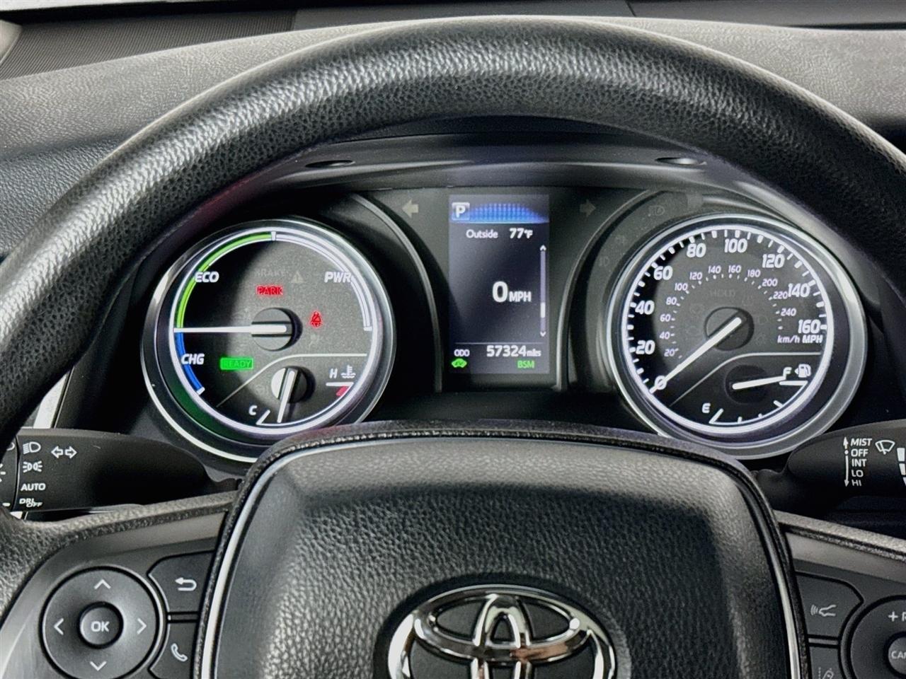 Toyota Camry Hybrid LE CVT (Natl) 2018