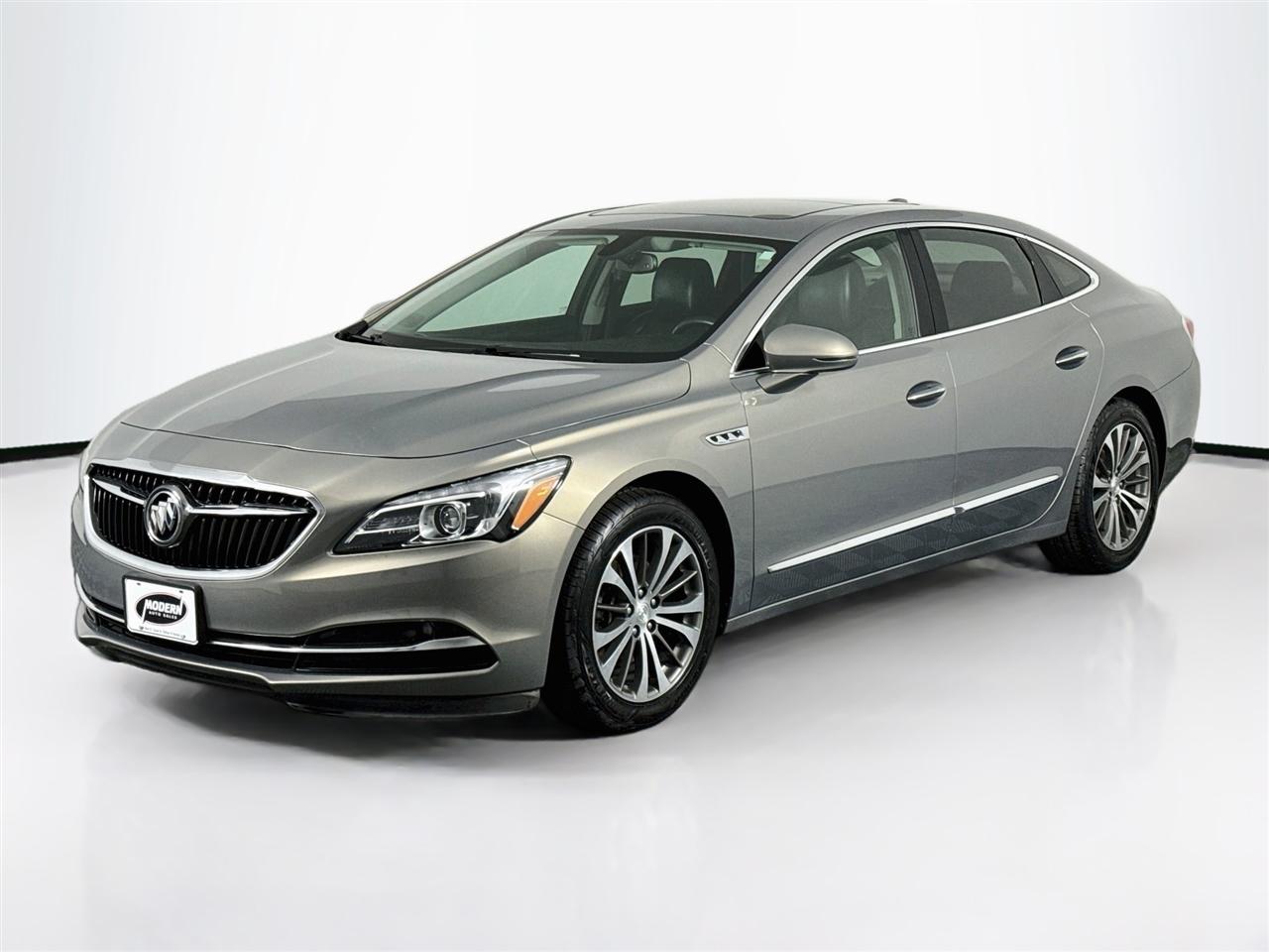 Buick LaCrosse 4dr Sdn Essence FWD 2017