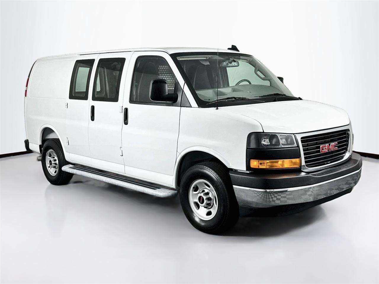 GMC Savana Cargo Van RWD 2500 135" 2025