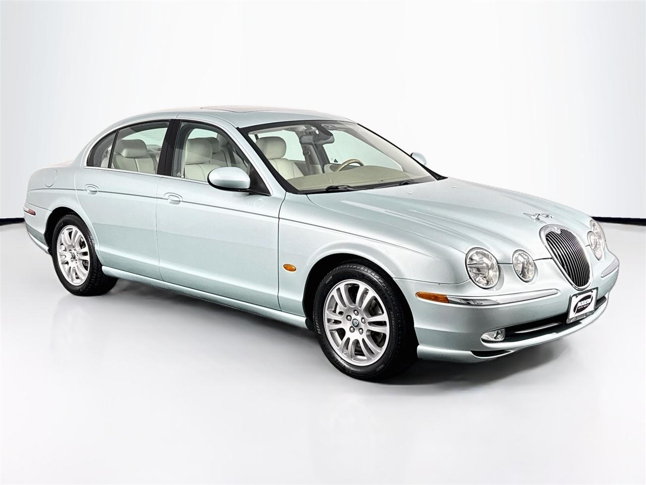 Jaguar S-Type 4dr Sdn V8 2003