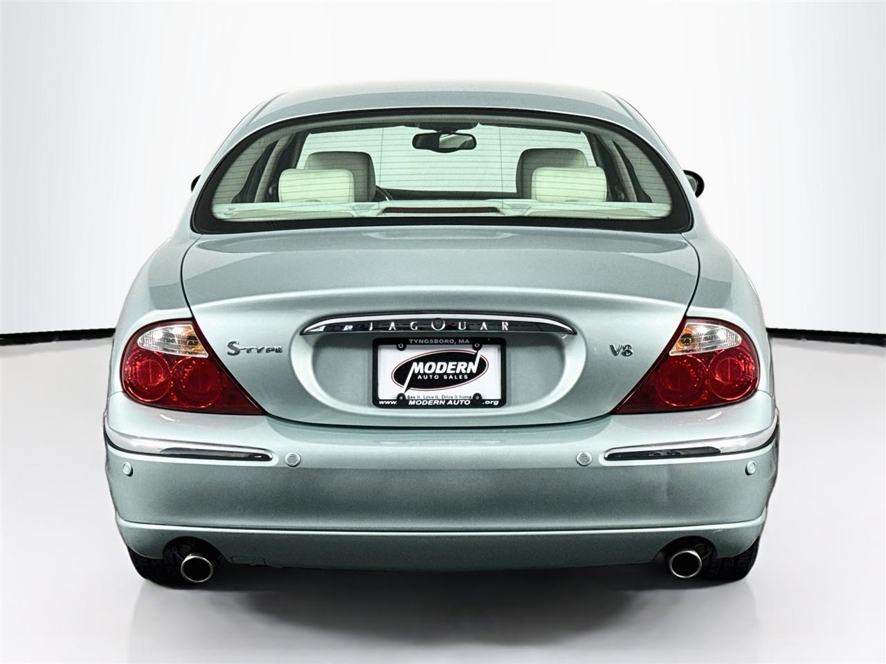 Jaguar S-Type 4dr Sdn V8 2003