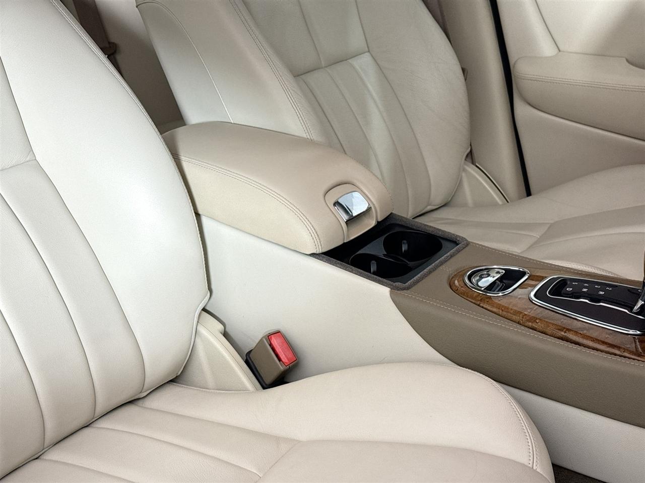 Jaguar S-Type 4dr Sdn V8 2003