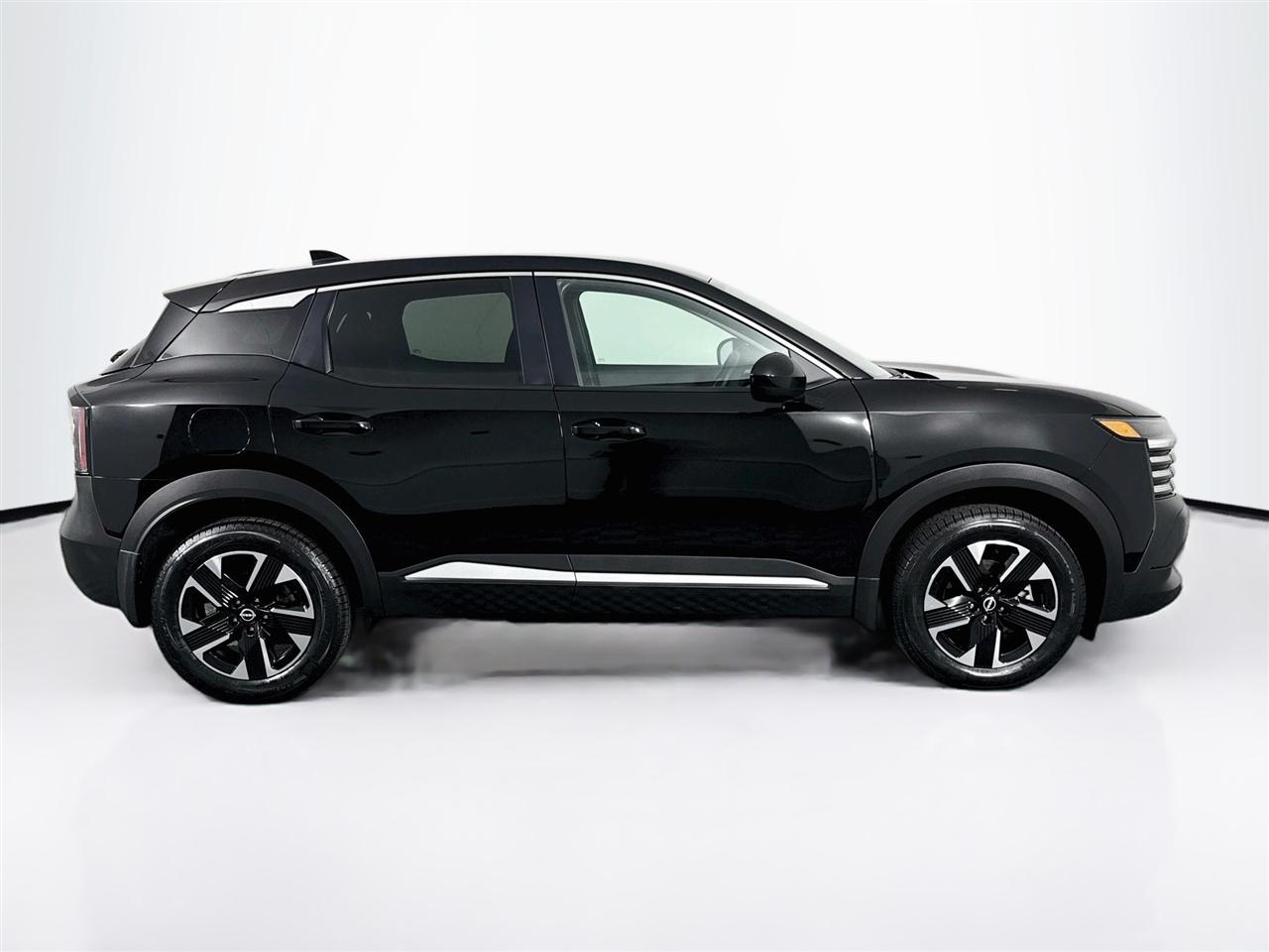 Nissan Kicks SV AWD 2025