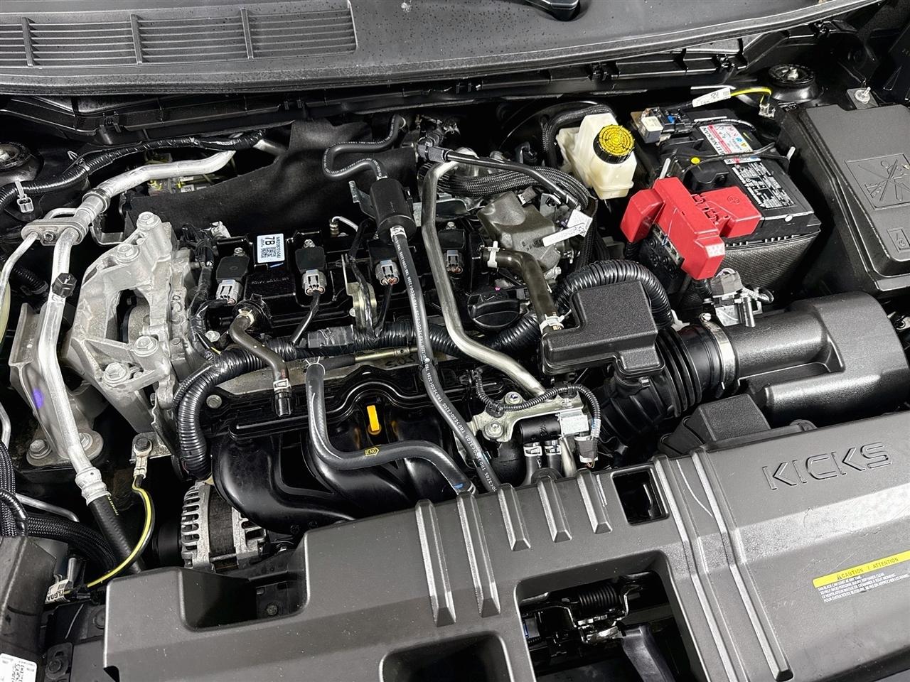 Nissan Kicks SV AWD 2025