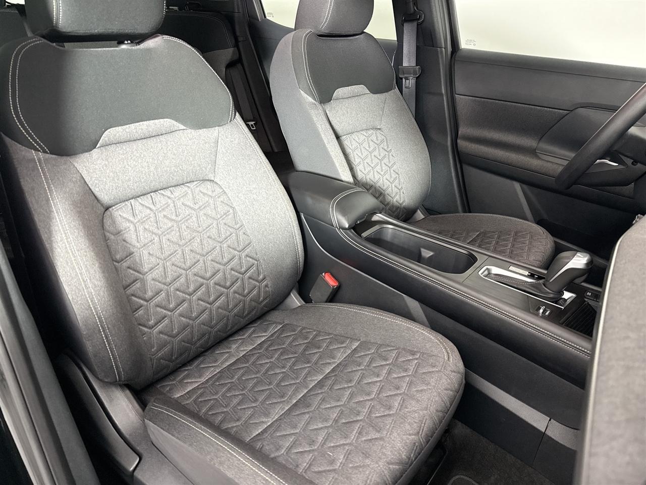 Nissan Kicks SV AWD 2025