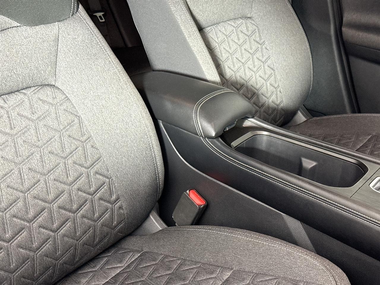 Nissan Kicks SV AWD 2025