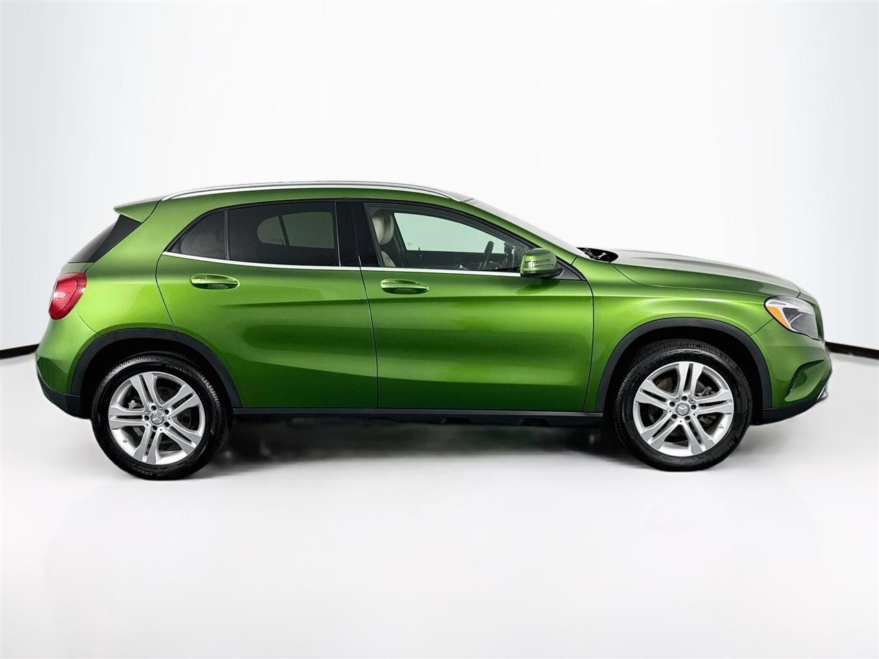 Mercedes-Benz GLA 4MATIC 4dr GLA 250 2016