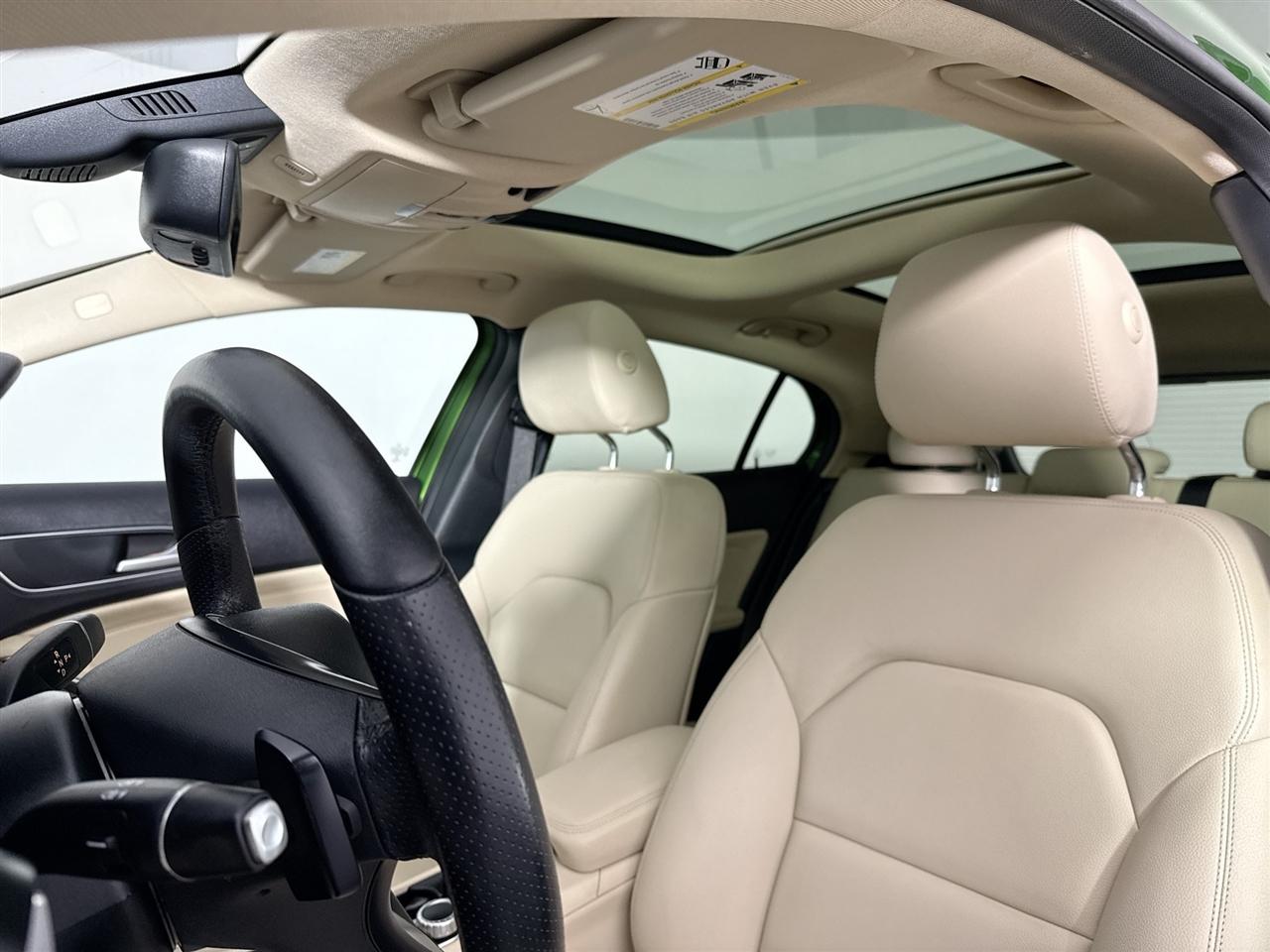Mercedes-Benz GLA 4MATIC 4dr GLA 250 2016