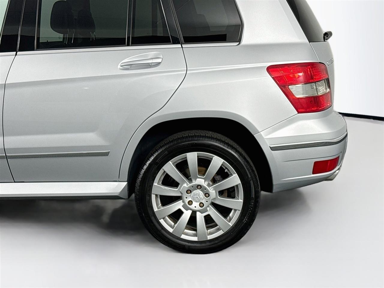 Mercedes-Benz GLK-Class 4MATIC 4dr GLK 350 2010