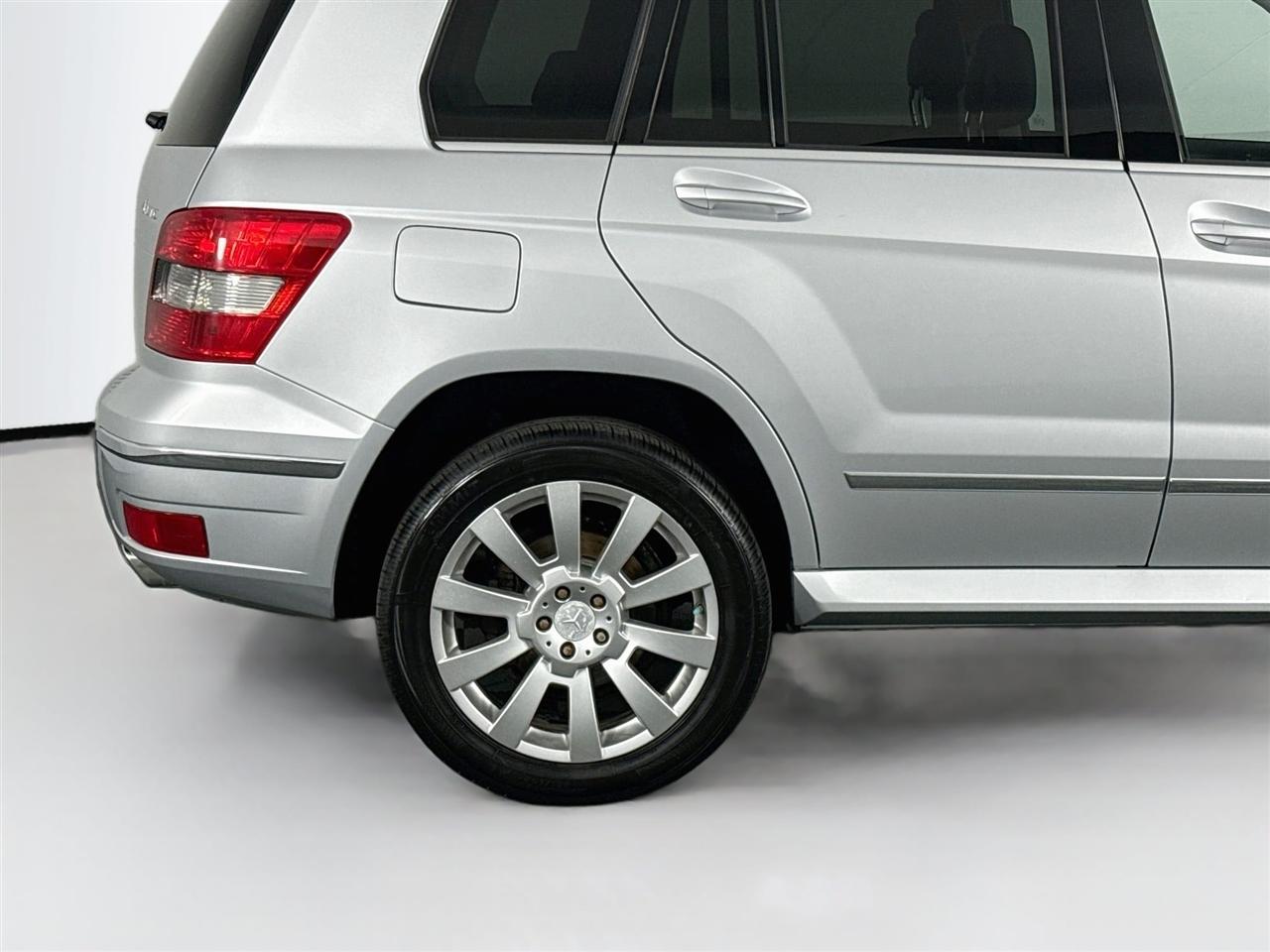 Mercedes-Benz GLK-Class 4MATIC 4dr GLK 350 2010