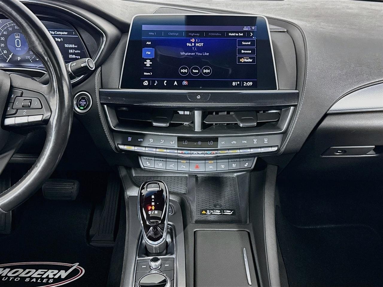 Cadillac CT5 4dr Sdn Premium Luxury 2023