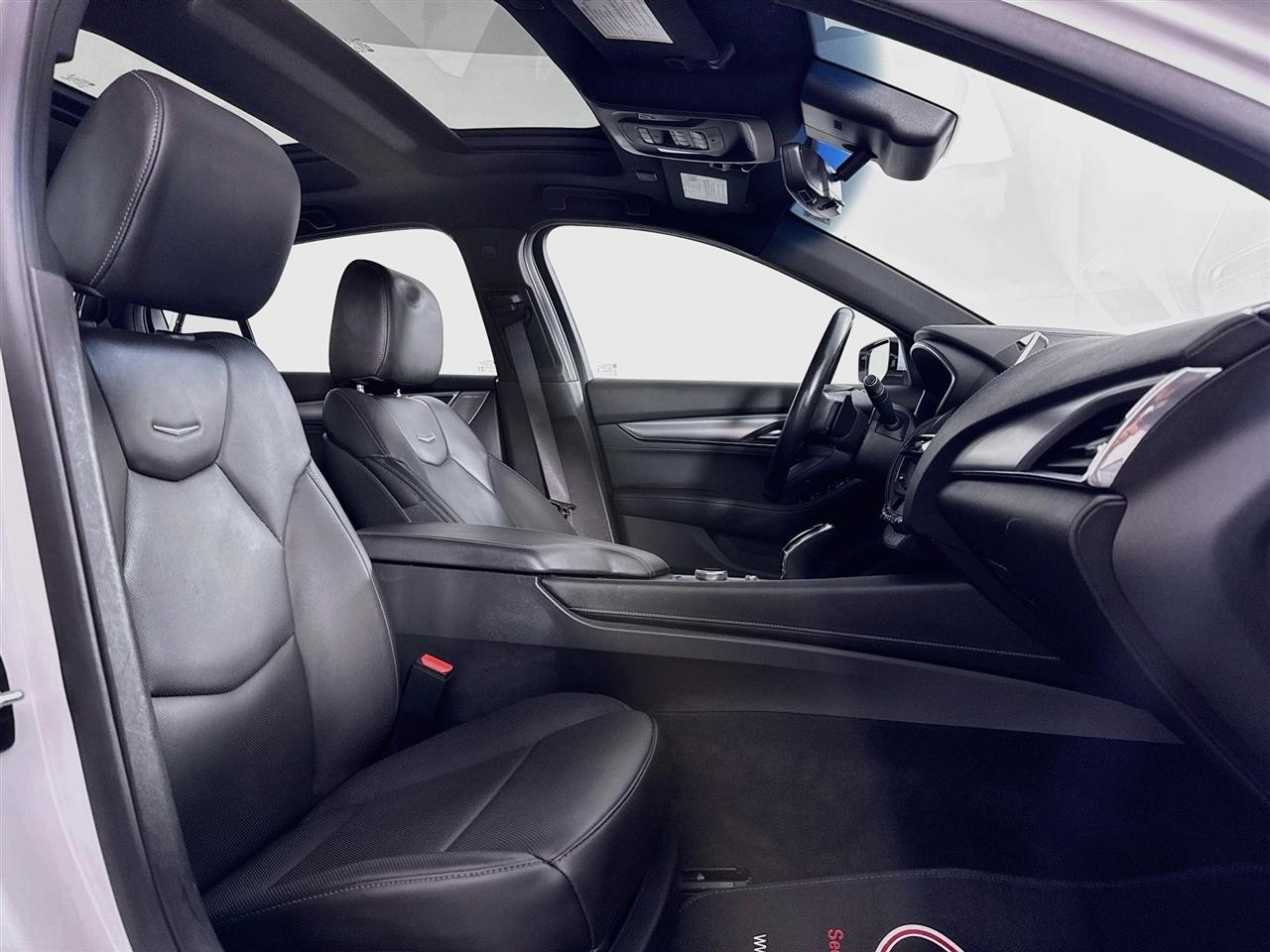 Cadillac CT5 4dr Sdn Premium Luxury 2023