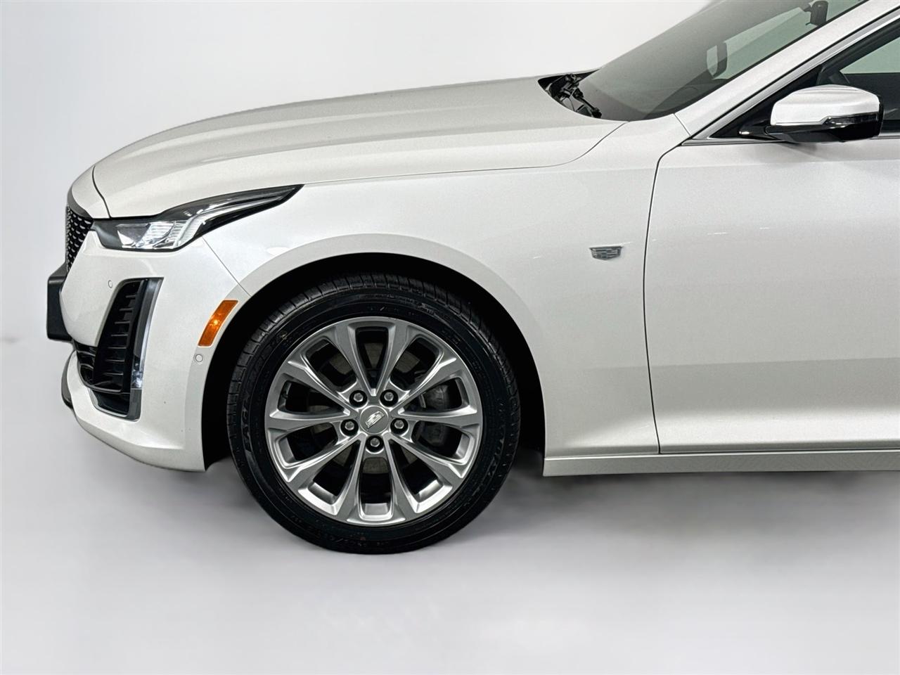 Cadillac CT5 4dr Sdn Premium Luxury 2023