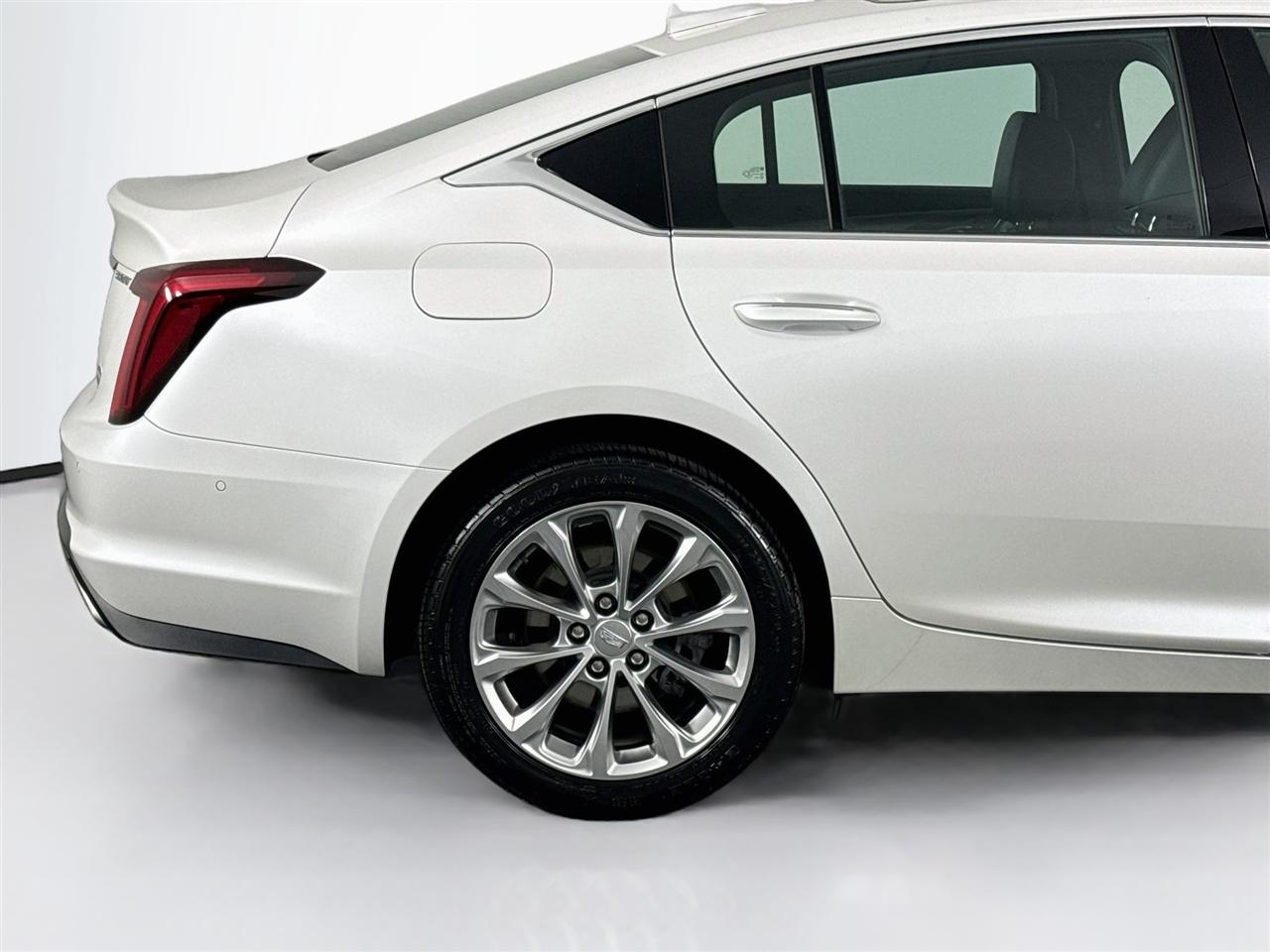 Cadillac CT5 4dr Sdn Premium Luxury 2023