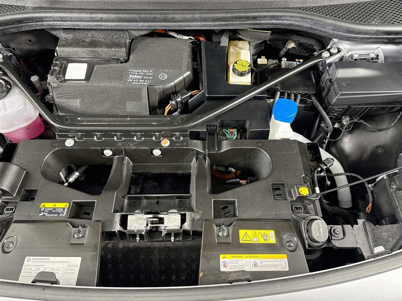 Volkswagen ID.4 Pro AWD w/SK On Battery 2023