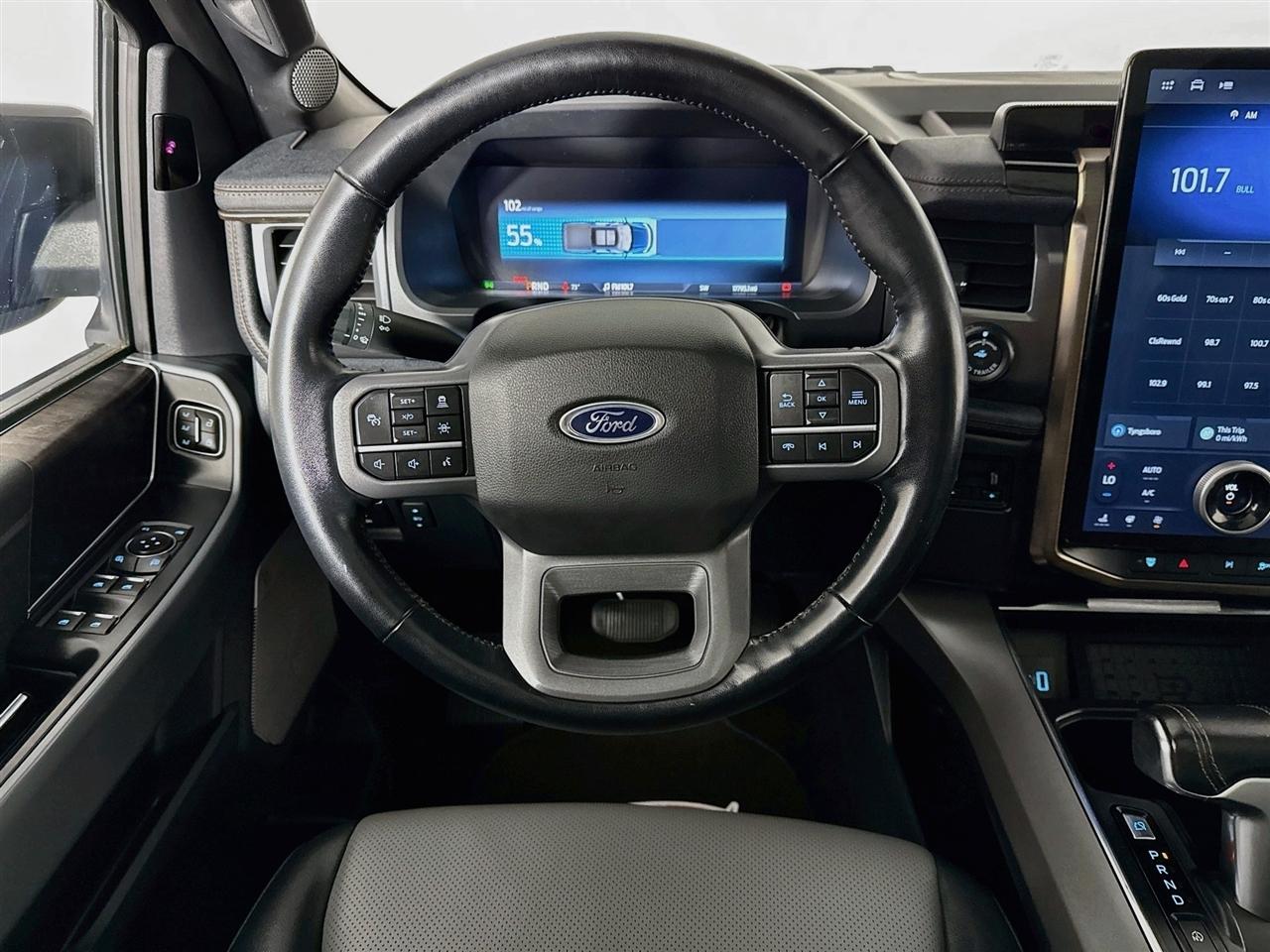 Ford F-150 Lightning Platinum 4WD SuperCrew 5.5' Box 2023