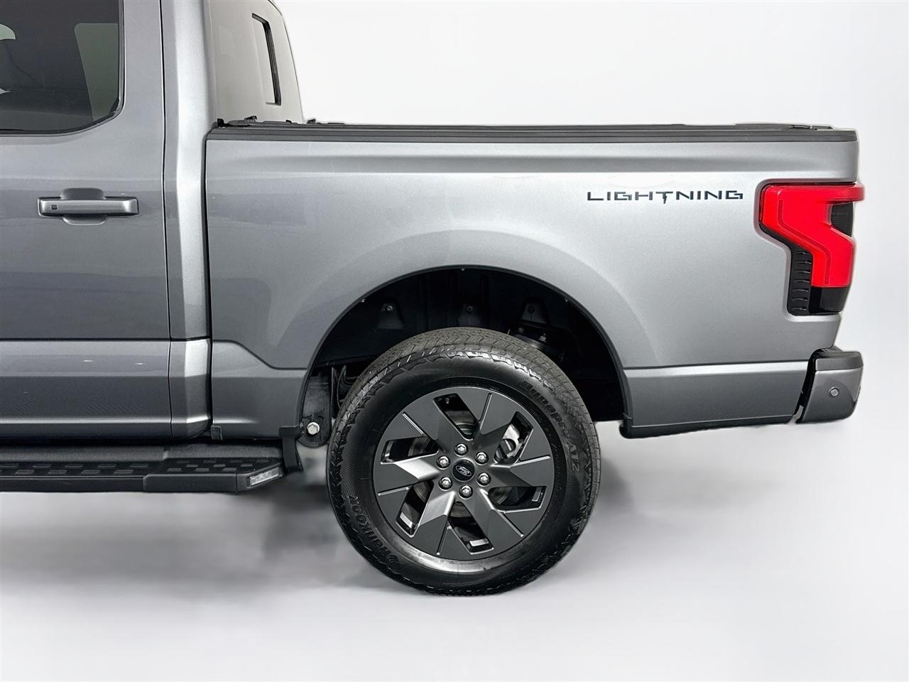 Ford F-150 Lightning Platinum 4WD SuperCrew 5.5' Box 2023