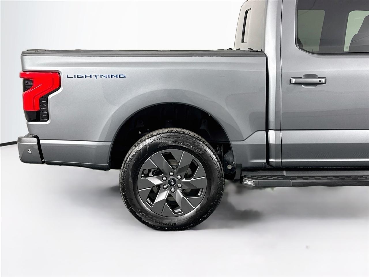 Ford F-150 Lightning Platinum 4WD SuperCrew 5.5' Box 2023