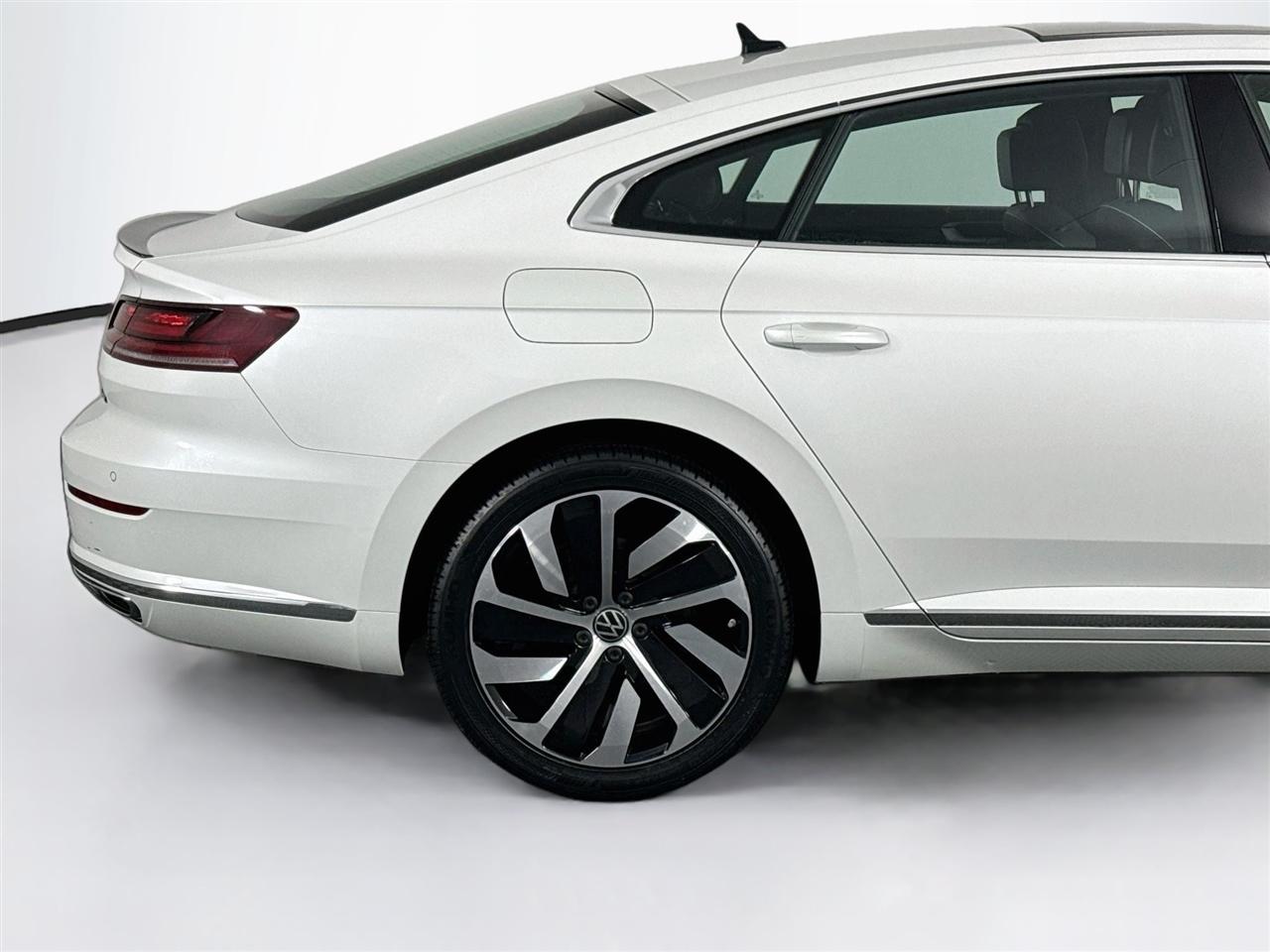Volkswagen Arteon SEL R-Line 4MOTION 2021