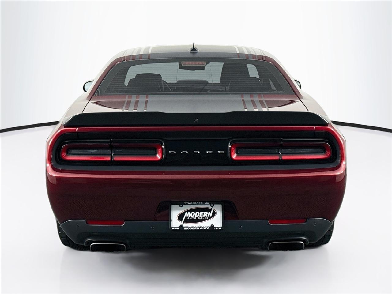Dodge Challenger 392 Hemi Scat Pack Shaker Coupe 2017
