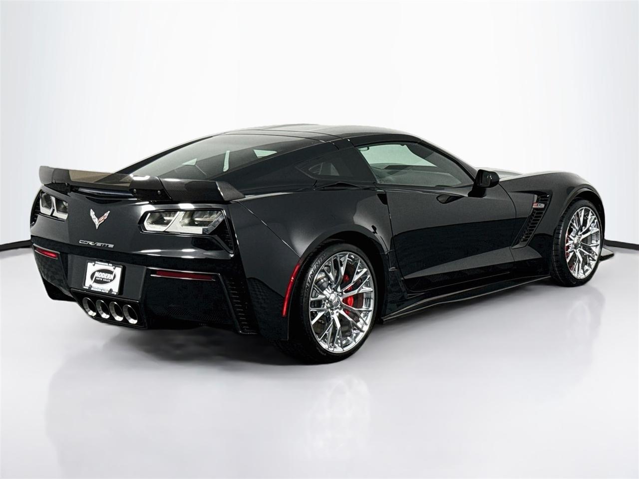 Chevrolet Corvette 2dr Z06 Cpe w/2LZ 2018